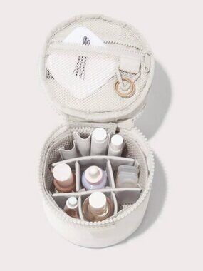 Dagne Dover Cream Round Travel Makeup Organizer
